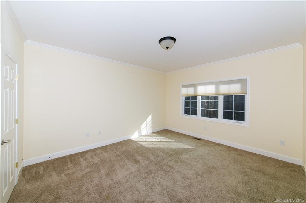 63 Spring Heights Court #23 - Photo 11