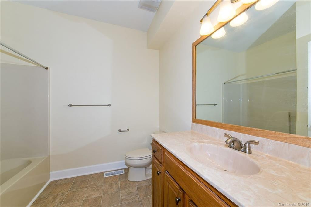 63 Spring Heights Court #23 - Photo 14