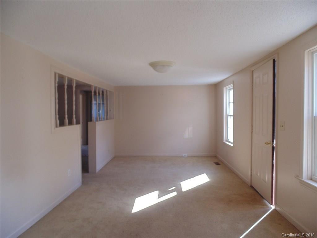 129 Georgia Avenue - Photo 7