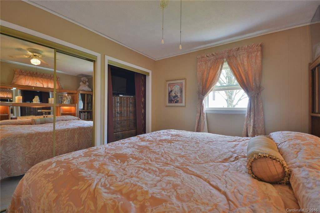 521 Alexander Road - Photo 17