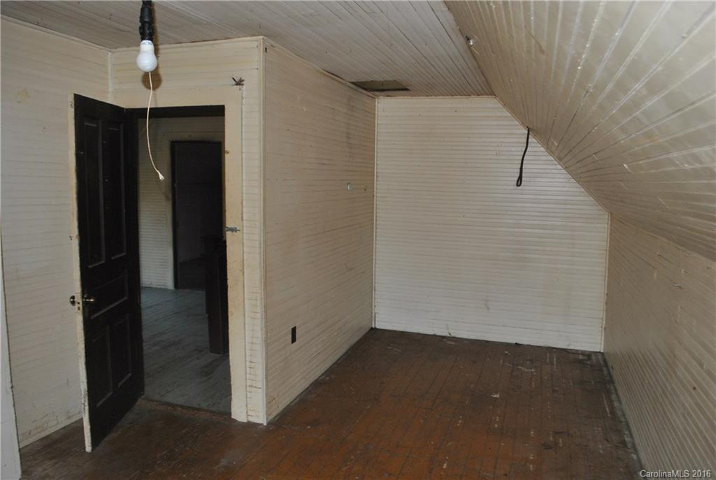9 Oak Street - Photo 19