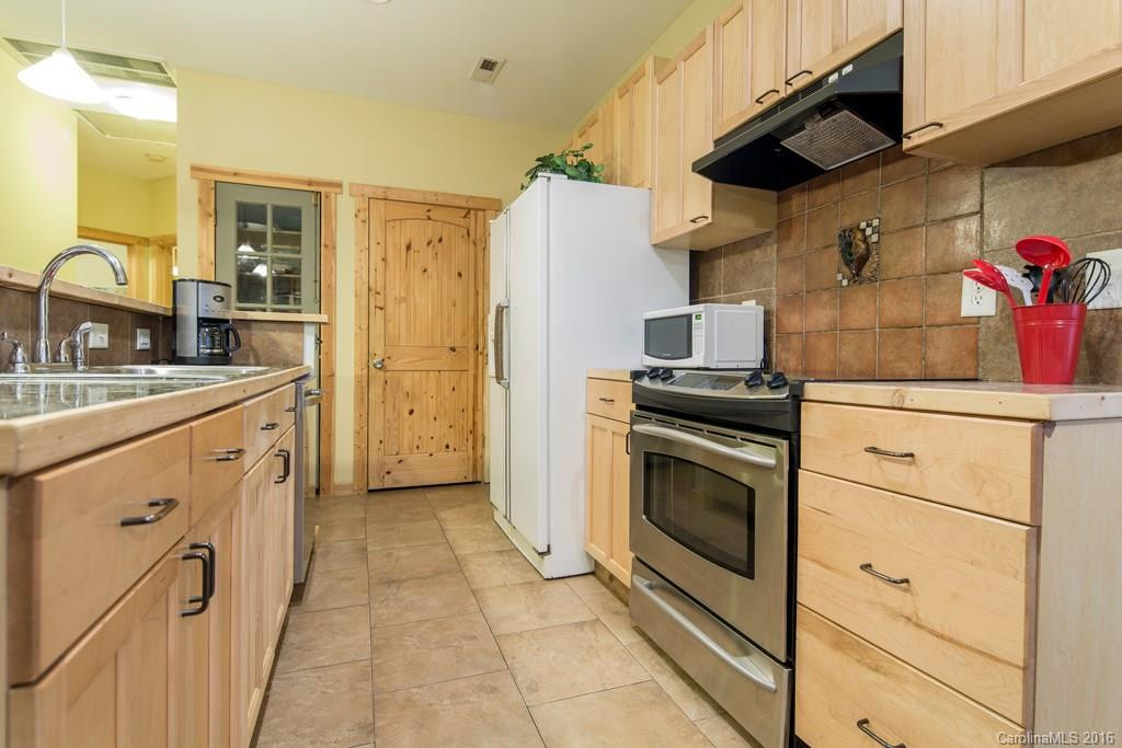 276 Tee Smith Drive - Photo 4
