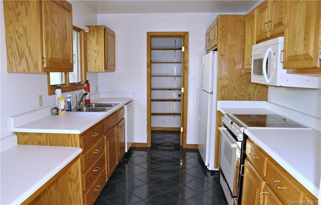6539 Sugar Hill Road - Photo 5