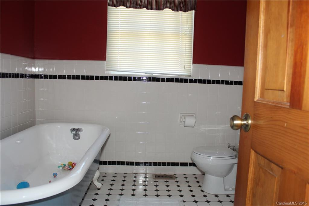 1846 Oak Grove Church Road - Photo 16