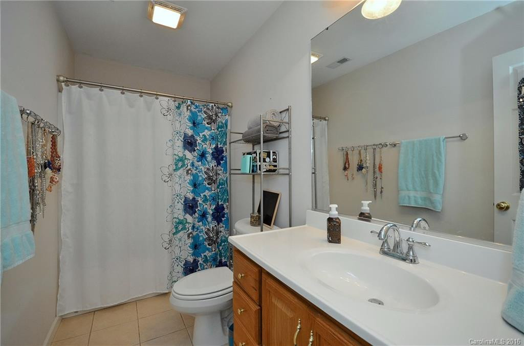 213 Christina Court - Photo 14