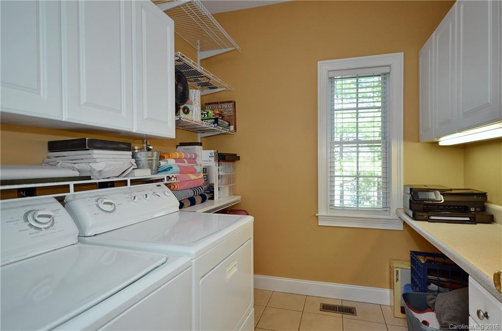 213 Christina Court - Photo 9
