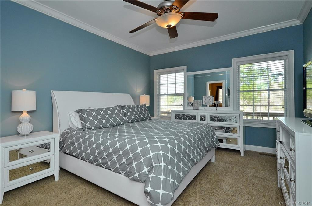 213 Christina Court - Photo 10