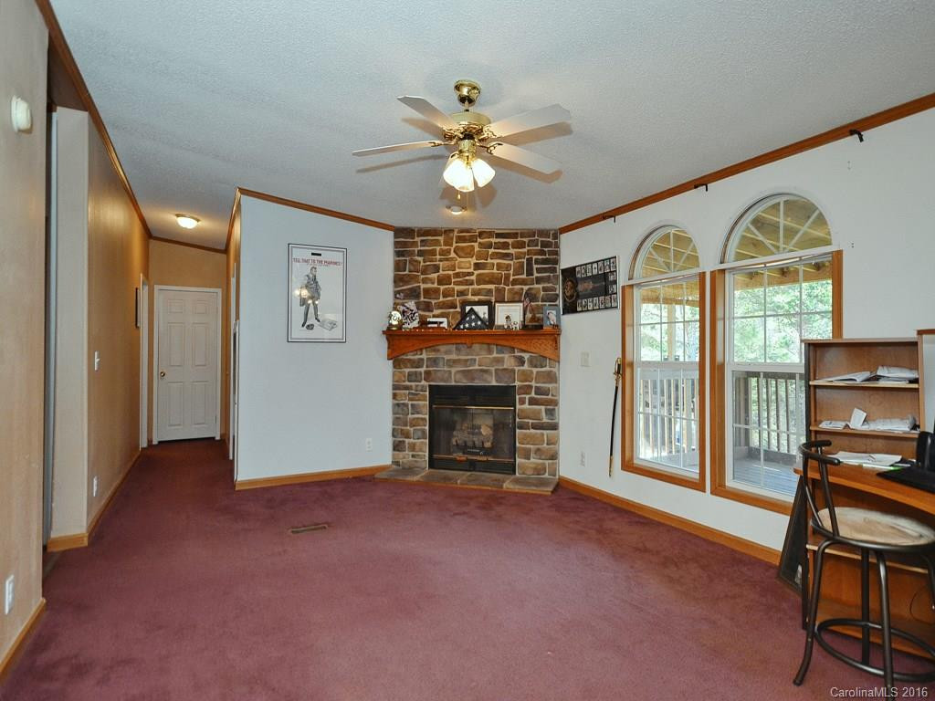 77 Mount Airy Road - Photo 2