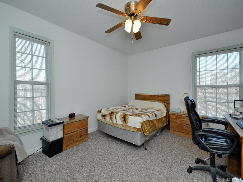77 Mount Airy Road - Photo 12