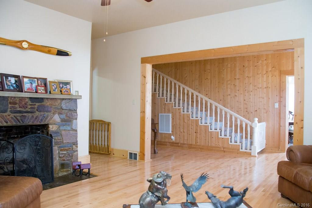 15027 US 221 None - Photo 17