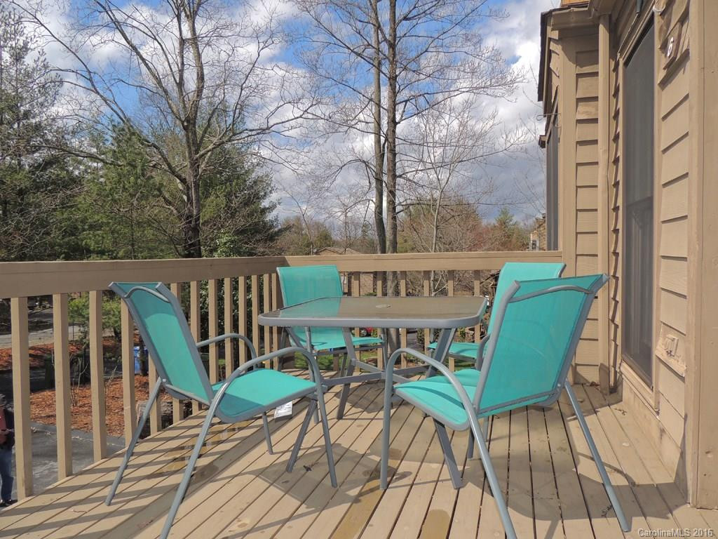 6 Ravencroft Lane #n/a - Photo 2