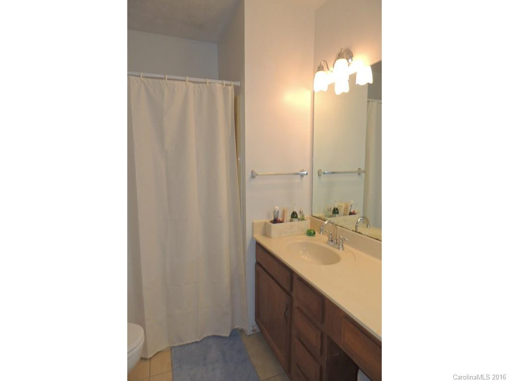 6 Ravencroft Lane #n/a - Photo 11