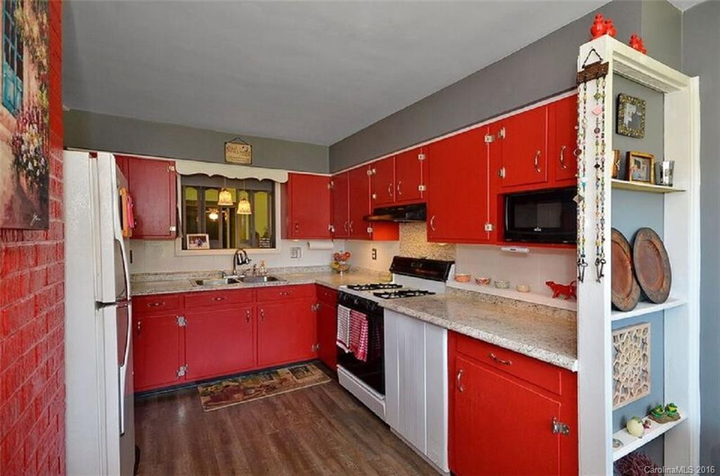 1195 Hendersonville Highway - Photo 5