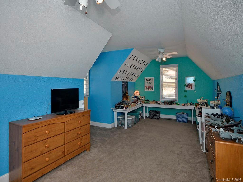 156 Duncan Estate Drive - Photo 16
