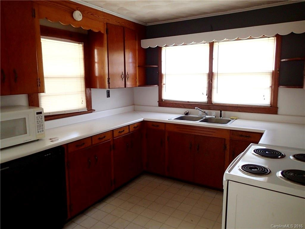 1021 Jess Lamb Road - Photo 8