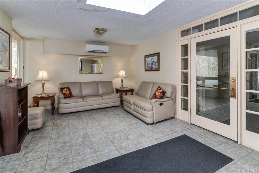 647 Town Mountain Road #305 - Photo 17