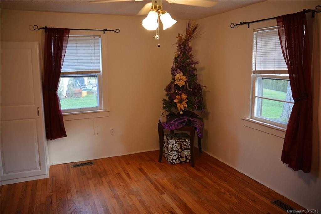 5 Smith Graveyard Road - Photo 14