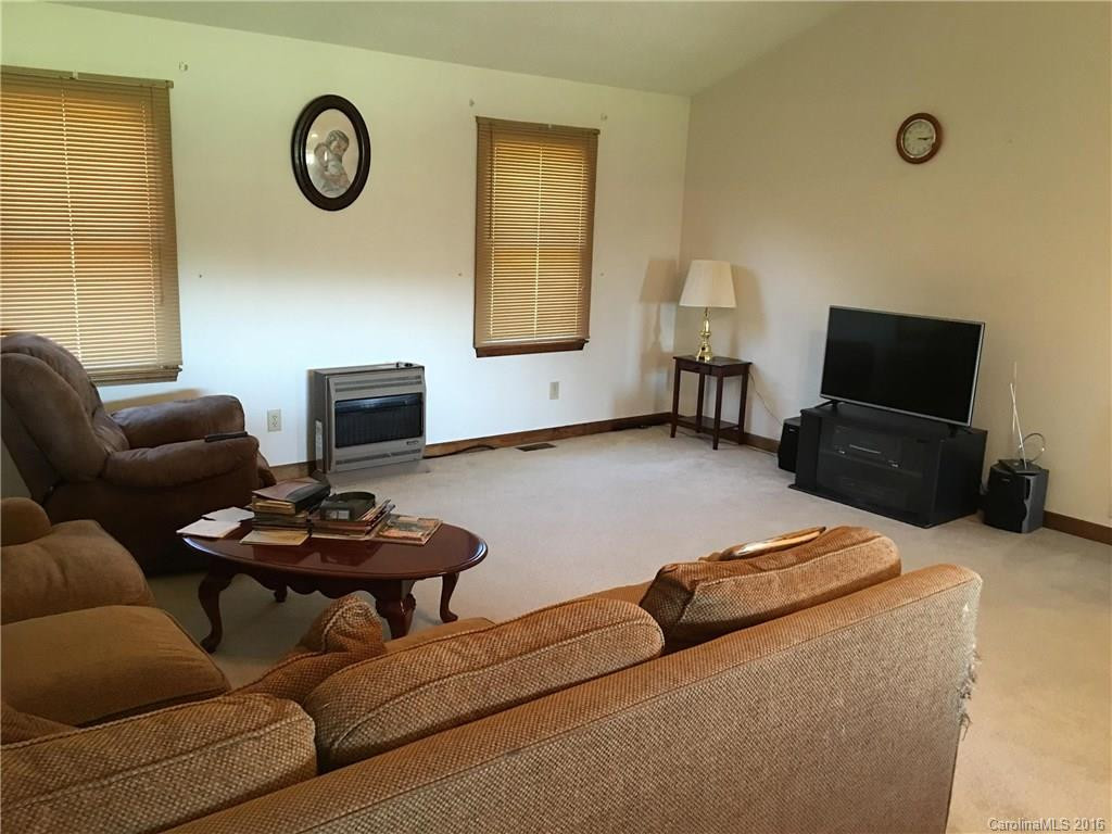 2640 Poors Ford Road - Photo 5