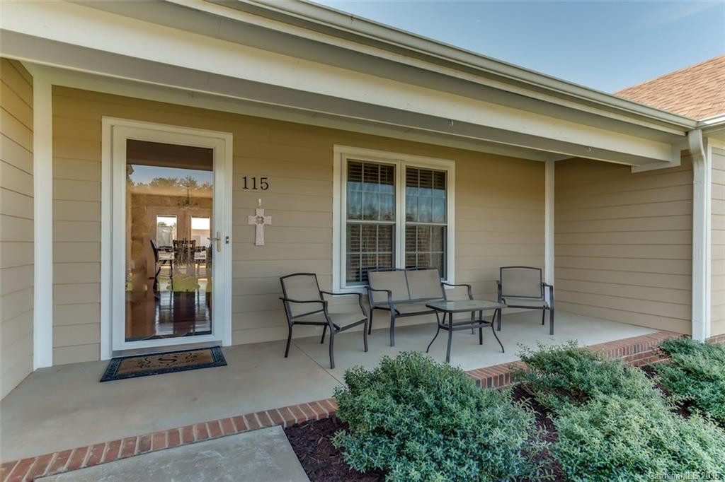 115 Somerset Lane - Photo 3
