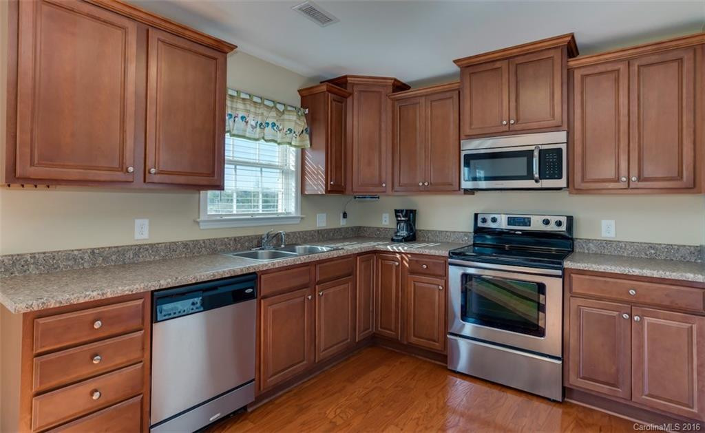 115 Somerset Lane - Photo 9