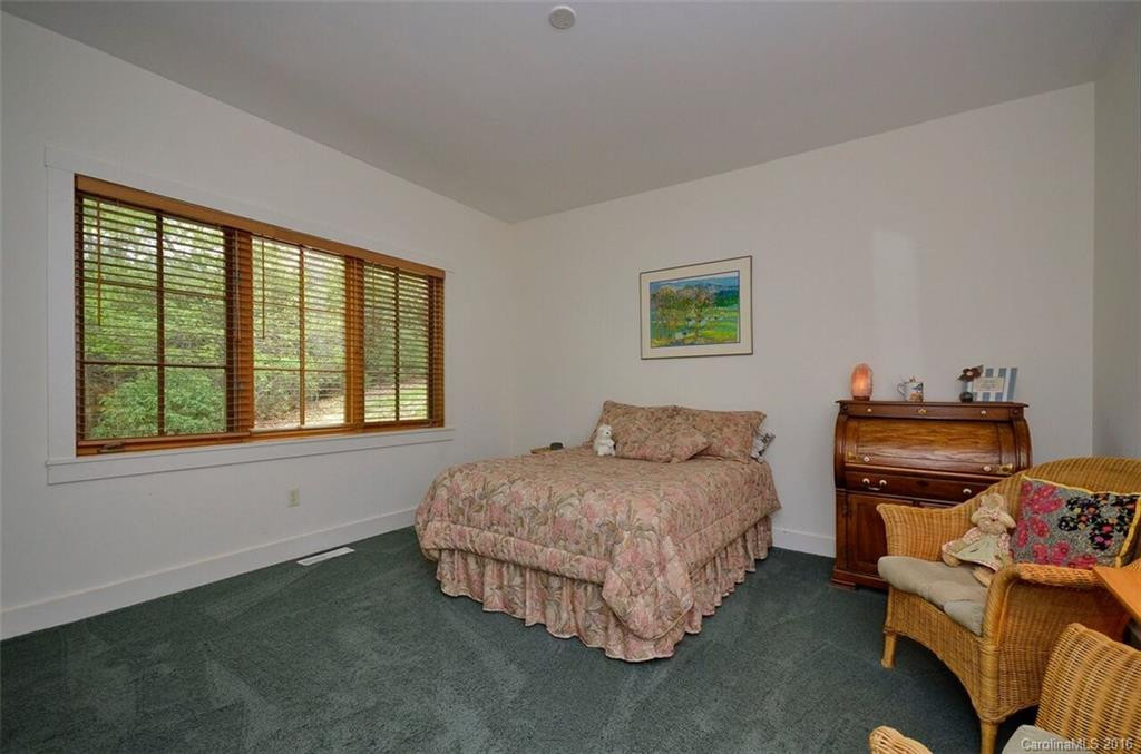 1447 Kentwood Lane - Photo 14