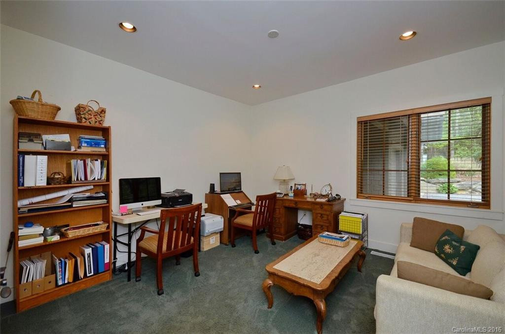 1447 Kentwood Lane - Photo 16