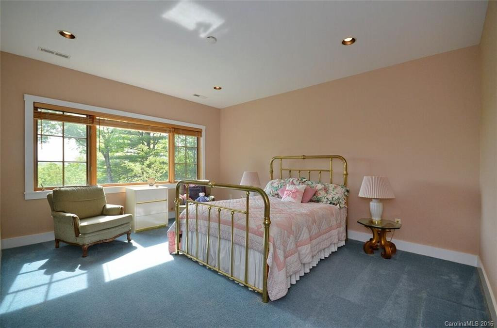 1447 Kentwood Lane - Photo 19