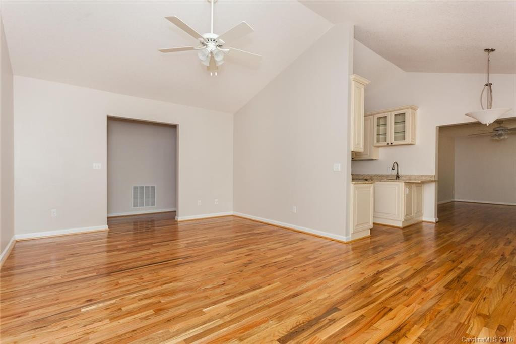192 Allen Paul Drive #2 - Photo 3