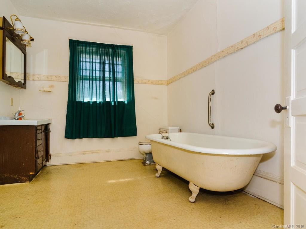 332 Montford Avenue - Photo 18