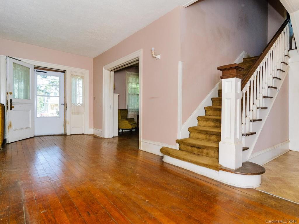 332 Montford Avenue - Photo 5