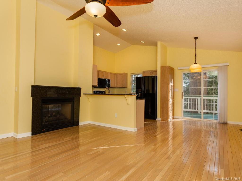 325 Ewarts Hill Road - Photo 5