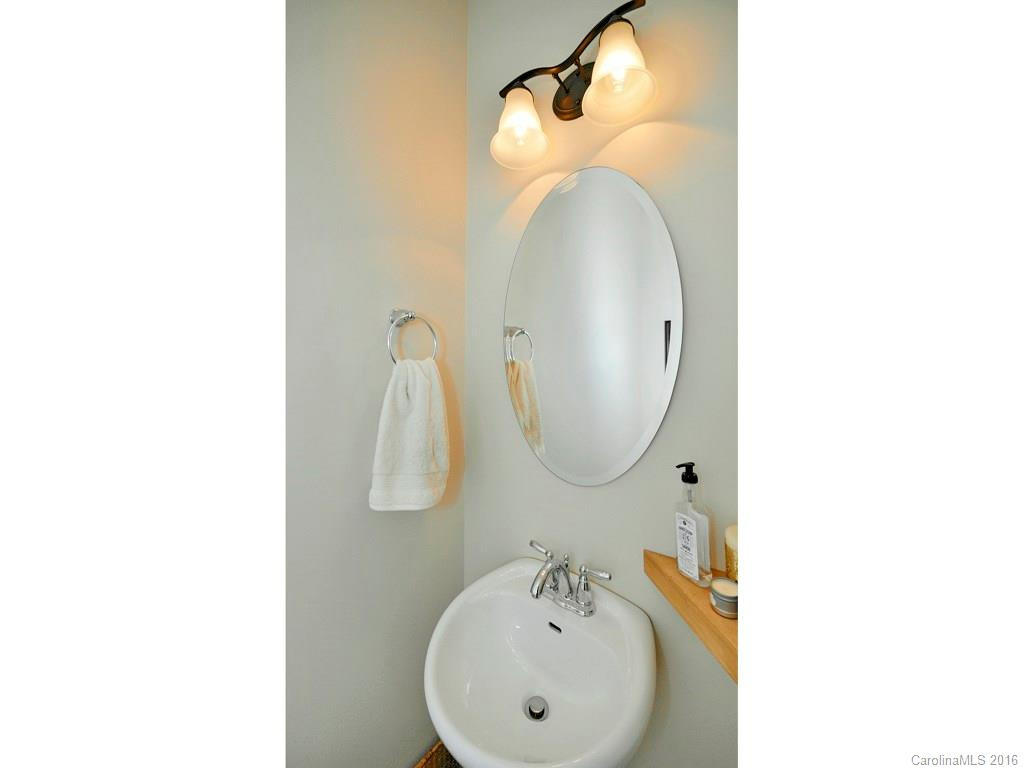 17 Teems Lane - Photo 8