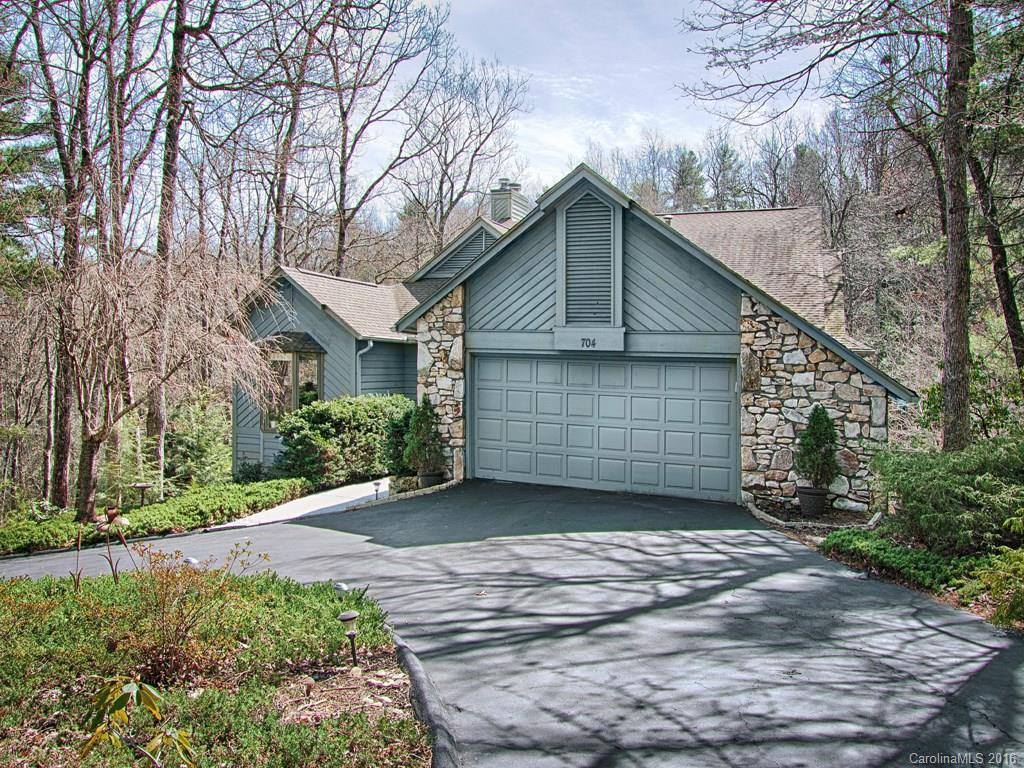 704 Kenmure Drive - Photo 2