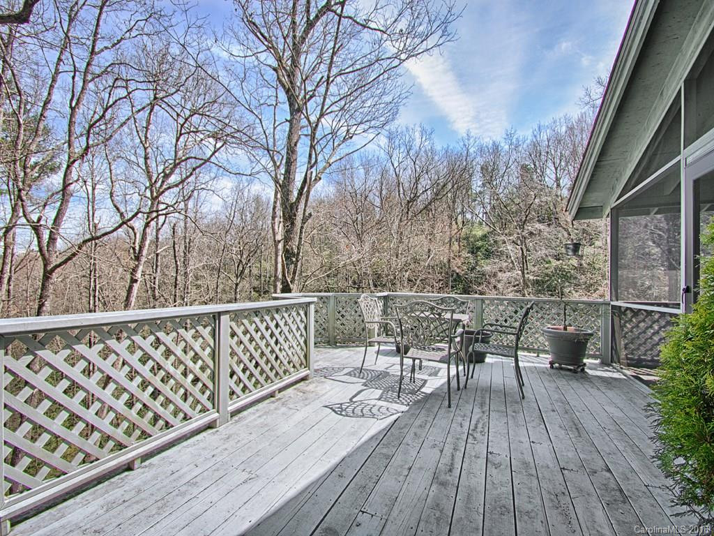 704 Kenmure Drive - Photo 16