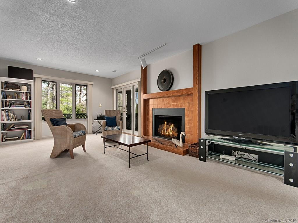 704 Kenmure Drive - Photo 18