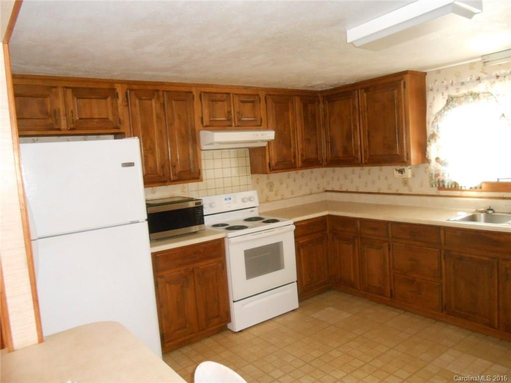 838 Oakdale Road - Photo 13