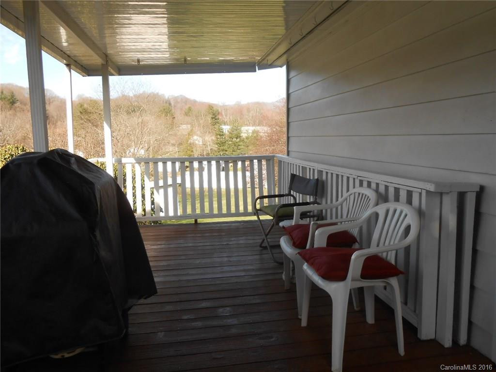 838 Oakdale Road - Photo 9