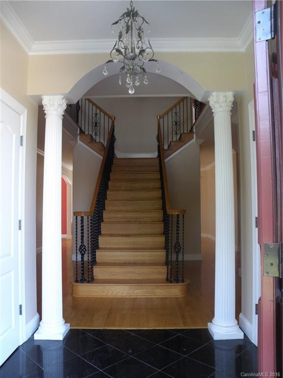36 Timberwood Drive - Photo 4