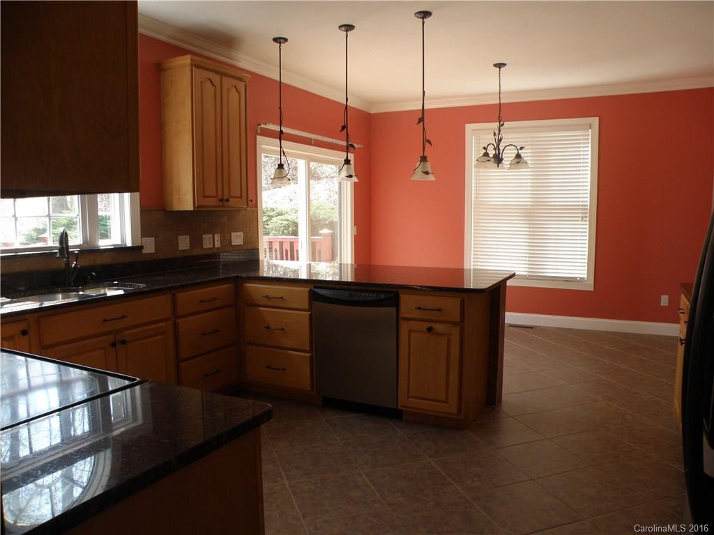 36 Timberwood Drive - Photo 7