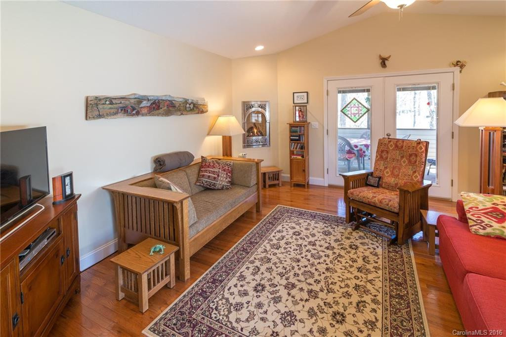 47 Goldmont Street - Photo 4