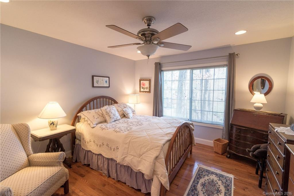 47 Goldmont Street - Photo 9