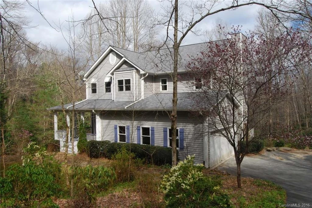 111 Dogwood Circle