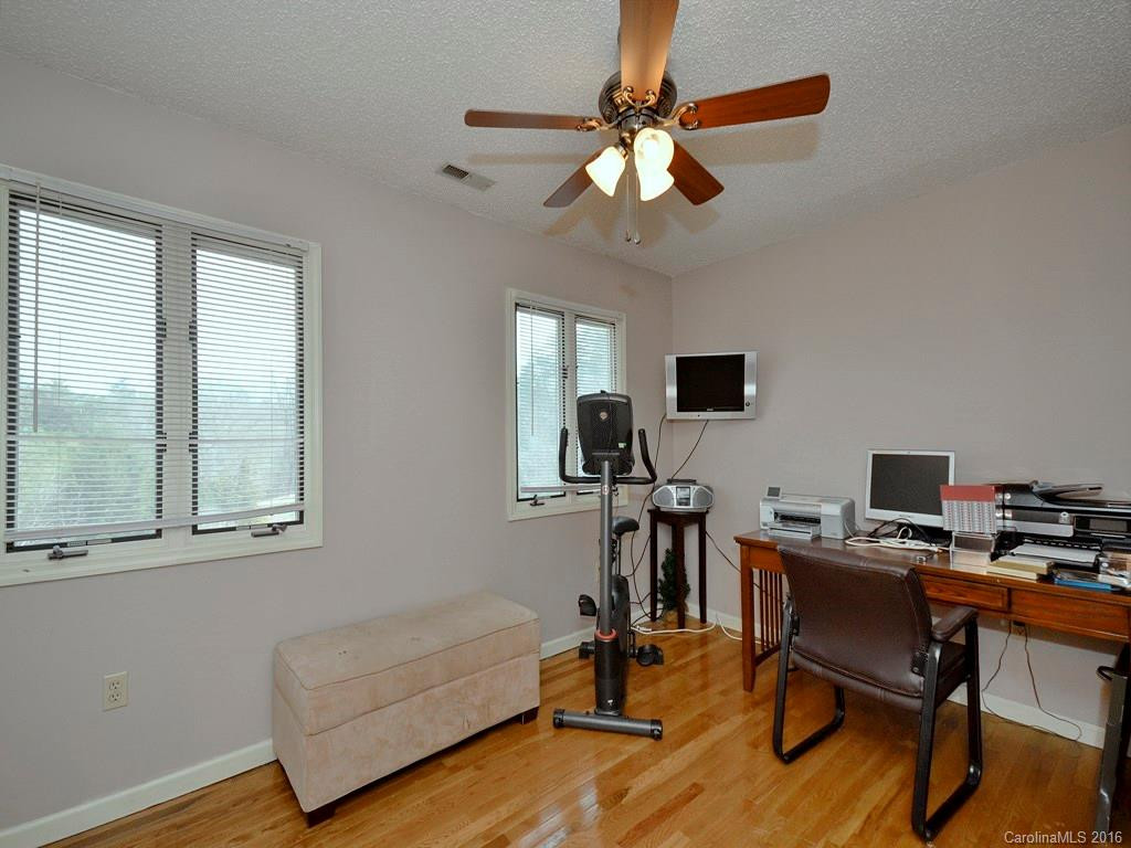 37 Nichols Hill Drive - Photo 11