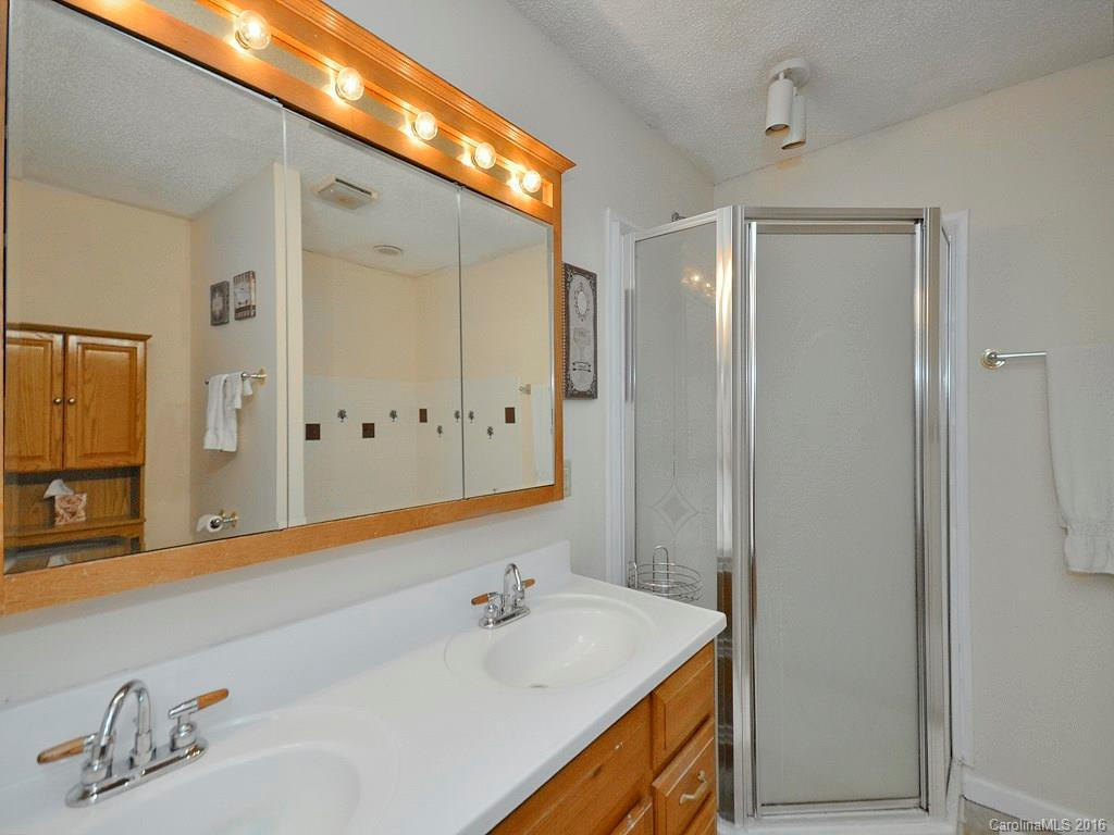 37 Nichols Hill Drive - Photo 15