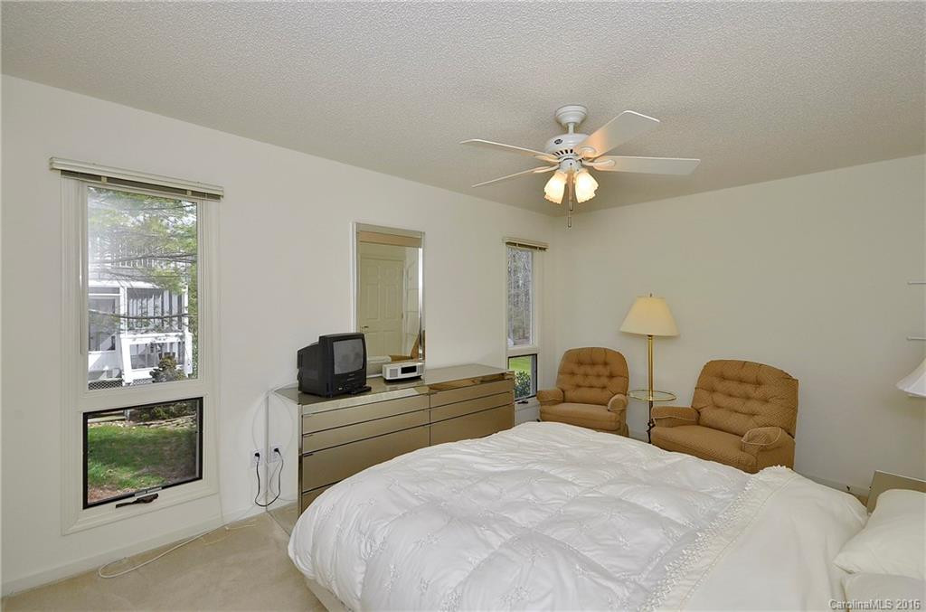 106 Overlook Drive #106 - Photo 16