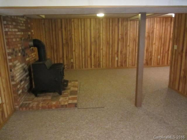 231 Lakeside Drive - Photo 11