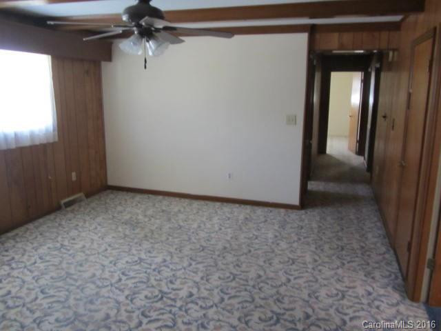 231 Lakeside Drive - Photo 4