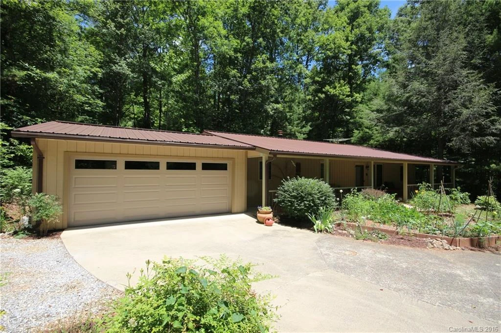 2092 Line Runner Ridge Road