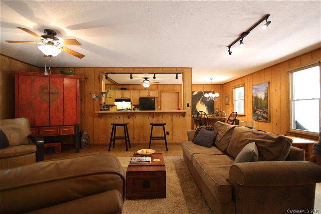 2092 Line Runner Ridge Road - Photo 2