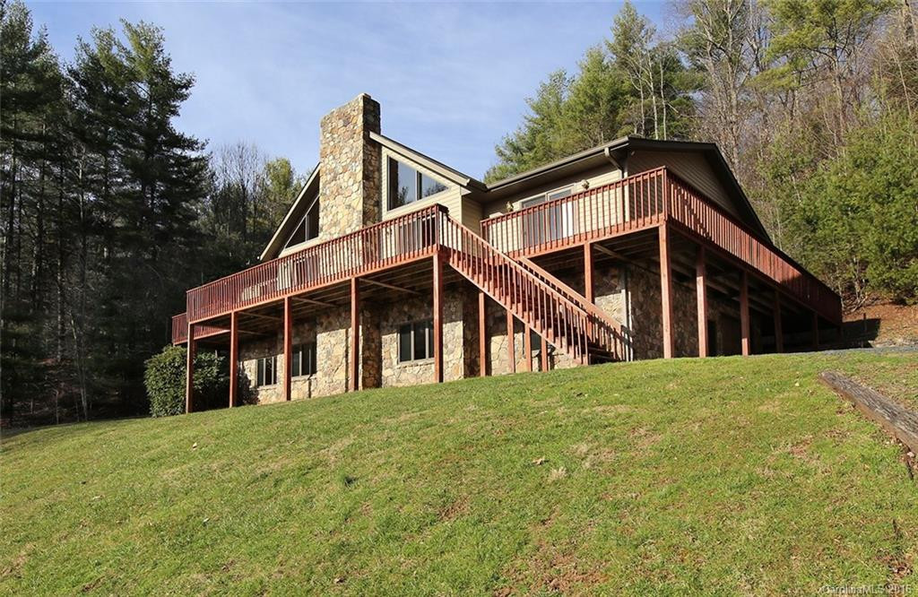 1261 Charlie Brown Road - Photo 2
